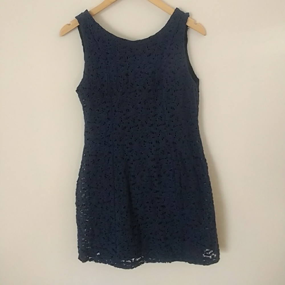 Like New Navy Lace Overlay Sleeveless Sheath Dress